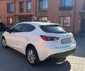 Белый Мазда 3, объемом двигателя 2 л и пробегом 79 тыс. км за 9991 $, фото 3 на Automoto.ua