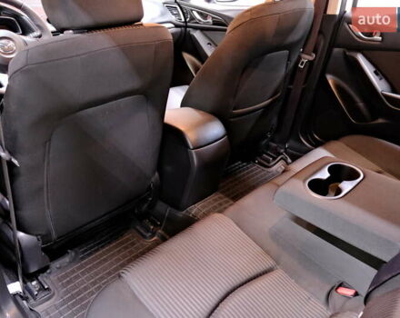 Білий Мазда 3, об'ємом двигуна 1.5 л та пробігом 93 тис. км за 13500 $, фото 32 на Automoto.ua