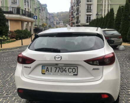 Білий Мазда 3, об'ємом двигуна 1.5 л та пробігом 148 тис. км за 12500 $, фото 4 на Automoto.ua