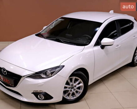 Білий Мазда 3, об'ємом двигуна 1.5 л та пробігом 93 тис. км за 13500 $, фото 9 на Automoto.ua
