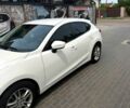 Білий Мазда 3, об'ємом двигуна 2 л та пробігом 150 тис. км за 9700 $, фото 7 на Automoto.ua