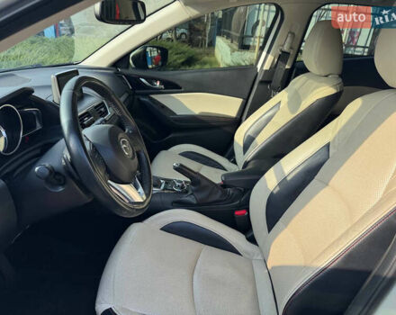 Білий Мазда 3, об'ємом двигуна 2.5 л та пробігом 132 тис. км за 11600 $, фото 6 на Automoto.ua