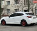 Білий Мазда 3, об'ємом двигуна 2 л та пробігом 120 тис. км за 12500 $, фото 1 на Automoto.ua