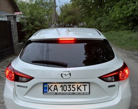 Белый Мазда 3, объемом двигателя 2.5 л и пробегом 192 тыс. км за 10600 $, фото 4 на Automoto.ua