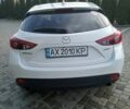 Белый Мазда 3, объемом двигателя 2 л и пробегом 140 тыс. км за 12500 $, фото 2 на Automoto.ua