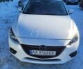 Белый Мазда 3, объемом двигателя 2 л и пробегом 176 тыс. км за 11200 $, фото 1 на Automoto.ua