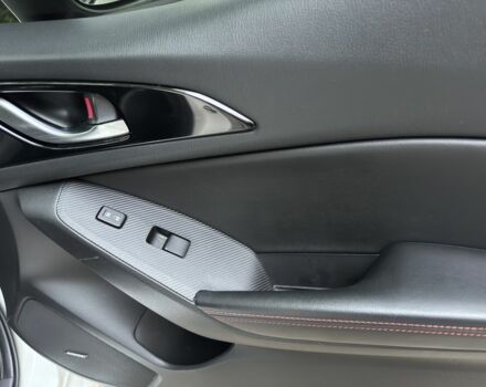 Белый Мазда 3, объемом двигателя 2.5 л и пробегом 192 тыс. км за 10600 $, фото 13 на Automoto.ua