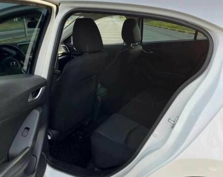 Белый Мазда 3, объемом двигателя 0 л и пробегом 55 тыс. км за 8500 $, фото 8 на Automoto.ua
