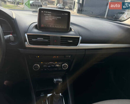 Білий Мазда 3, об'ємом двигуна 2.5 л та пробігом 132 тис. км за 11600 $, фото 9 на Automoto.ua