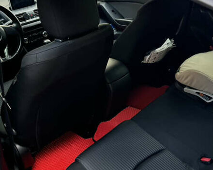 Білий Мазда 3, об'ємом двигуна 1.5 л та пробігом 193 тис. км за 12000 $, фото 9 на Automoto.ua