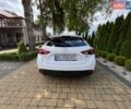 Белый Мазда 3, объемом двигателя 2.19 л и пробегом 228 тыс. км за 10500 $, фото 3 на Automoto.ua