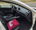 Белый Мазда 3, объемом двигателя 2 л и пробегом 199 тыс. км за 10999 $, фото 5 на Automoto.ua