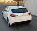 Белый Мазда 3, объемом двигателя 2 л и пробегом 97 тыс. км за 2404 $, фото 2 на Automoto.ua