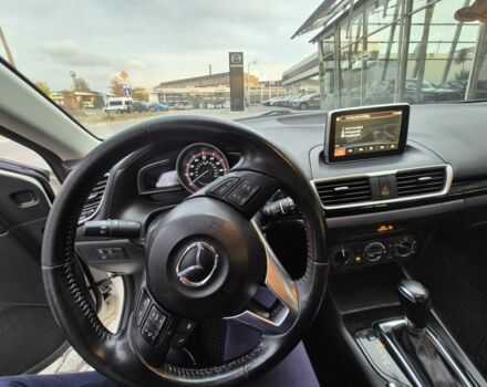 Білий Мазда 3, об'ємом двигуна 2 л та пробігом 199 тис. км за 263 $, фото 6 на Automoto.ua