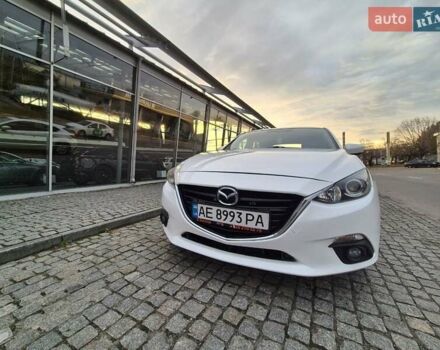 Белый Мазда 3, объемом двигателя 2 л и пробегом 199 тыс. км за 10999 $, фото 8 на Automoto.ua