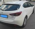 Білий Мазда 3, об'ємом двигуна 1.5 л та пробігом 115 тис. км за 14309 $, фото 2 на Automoto.ua