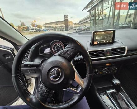 Белый Мазда 3, объемом двигателя 2 л и пробегом 199 тыс. км за 10999 $, фото 10 на Automoto.ua