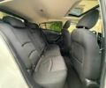 Белый Мазда 3, объемом двигателя 2 л и пробегом 98 тыс. км за 2351 $, фото 10 на Automoto.ua