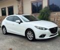 Белый Мазда 3, объемом двигателя 2 л и пробегом 98 тыс. км за 2500 $, фото 1 на Automoto.ua