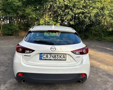 Білий Мазда 3, об'ємом двигуна 2 л та пробігом 76 тис. км за 12000 $, фото 6 на Automoto.ua