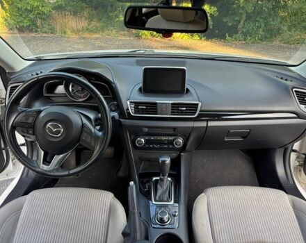 Білий Мазда 3, об'ємом двигуна 2 л та пробігом 76 тис. км за 11858 $, фото 19 на Automoto.ua