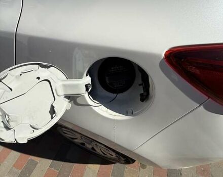 Білий Мазда 3, об'ємом двигуна 2.49 л та пробігом 103 тис. км за 13250 $, фото 18 на Automoto.ua