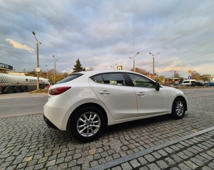 Білий Мазда 3, об'ємом двигуна 2 л та пробігом 199 тис. км за 263 $, фото 4 на Automoto.ua