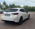 Белый Мазда 3, объемом двигателя 2 л и пробегом 96 тыс. км за 12000 $, фото 3 на Automoto.ua