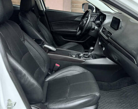 Белый Мазда 3, объемом двигателя 2.5 л и пробегом 139 тыс. км за 15500 $, фото 37 на Automoto.ua