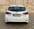 Білий Мазда 3, об'ємом двигуна 2 л та пробігом 159 тис. км за 12243 $, фото 6 на Automoto.ua