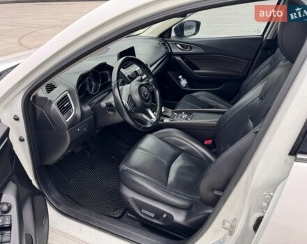 Белый Мазда 3, объемом двигателя 2.49 л и пробегом 102 тыс. км за 13000 $, фото 8 на Automoto.ua