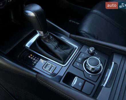 Білий Мазда 3, об'ємом двигуна 2.49 л та пробігом 81 тис. км за 14900 $, фото 6 на Automoto.ua