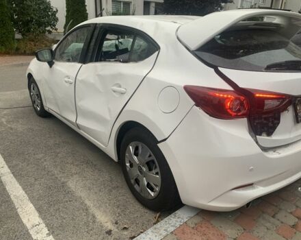 Білий Мазда 3, об'ємом двигуна 2.5 л та пробігом 110 тис. км за 6300 $, фото 3 на Automoto.ua
