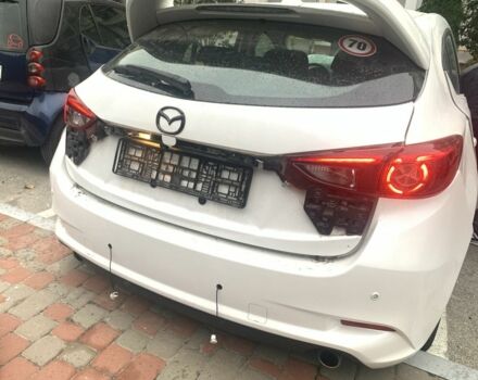 Білий Мазда 3, об'ємом двигуна 2.5 л та пробігом 110 тис. км за 6300 $, фото 8 на Automoto.ua