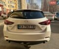 Білий Мазда 3, об'ємом двигуна 2.49 л та пробігом 71 тис. км за 15000 $, фото 4 на Automoto.ua
