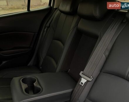 Белый Мазда 3, объемом двигателя 2.5 л и пробегом 61 тыс. км за 14000 $, фото 19 на Automoto.ua