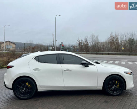 Білий Мазда 3, об'ємом двигуна 2.5 л та пробігом 81 тис. км за 16300 $, фото 5 на Automoto.ua