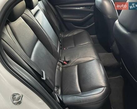 Белый Мазда 3, объемом двигателя 2.5 л и пробегом 57 тыс. км за 16440 $, фото 9 на Automoto.ua