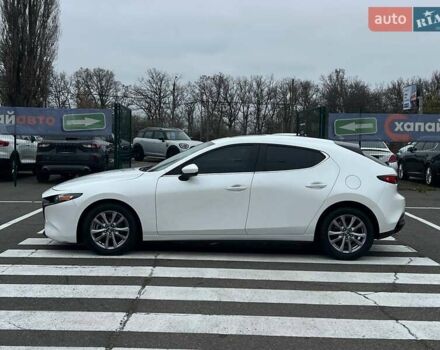 Білий Мазда 3, об'ємом двигуна 2.49 л та пробігом 85 тис. км за 15000 $, фото 7 на Automoto.ua
