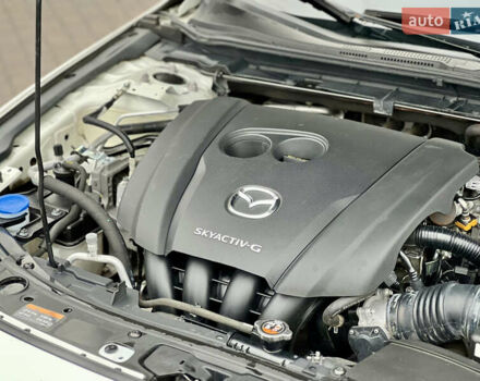 Білий Мазда 3, об'ємом двигуна 2.5 л та пробігом 81 тис. км за 16300 $, фото 53 на Automoto.ua