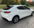 Белый Мазда 3, объемом двигателя 2.49 л и пробегом 100 тыс. км за 15100 $, фото 5 на Automoto.ua