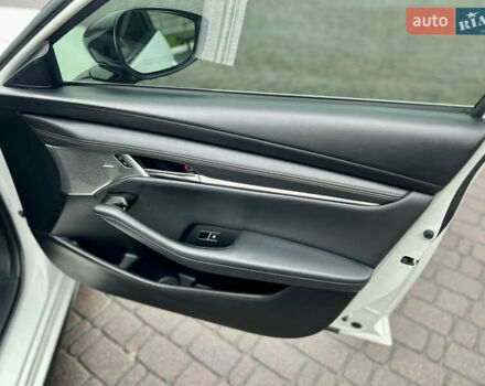 Білий Мазда 3, об'ємом двигуна 2.5 л та пробігом 81 тис. км за 16300 $, фото 37 на Automoto.ua