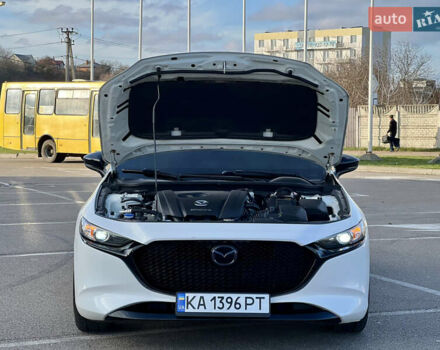Белый Мазда 3, объемом двигателя 2.5 л и пробегом 81 тыс. км за 16200 $, фото 60 на Automoto.ua