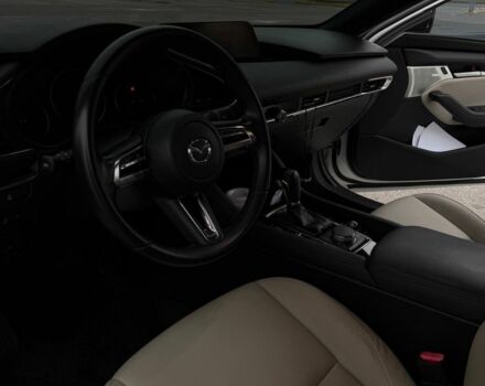 Білий Мазда 3, об'ємом двигуна 2.5 л та пробігом 143 тис. км за 16000 $, фото 4 на Automoto.ua