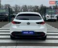 Білий Мазда 3, об'ємом двигуна 2.49 л та пробігом 85 тис. км за 15000 $, фото 5 на Automoto.ua