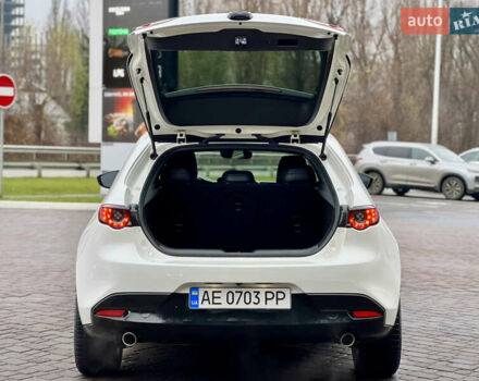 Білий Мазда 3, об'ємом двигуна 2.5 л та пробігом 81 тис. км за 16300 $, фото 46 на Automoto.ua