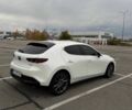 Білий Мазда 3, об'ємом двигуна 2.5 л та пробігом 143 тис. км за 16000 $, фото 3 на Automoto.ua