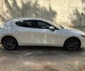 Білий Мазда 3, об'ємом двигуна 2 л та пробігом 124 тис. км за 9800 $, фото 2 на Automoto.ua