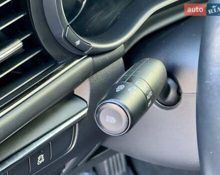 Белый Мазда 3, объемом двигателя 2.5 л и пробегом 81 тыс. км за 16200 $, фото 15 на Automoto.ua