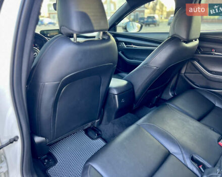 Белый Мазда 3, объемом двигателя 2.5 л и пробегом 81 тыс. км за 16200 $, фото 26 на Automoto.ua